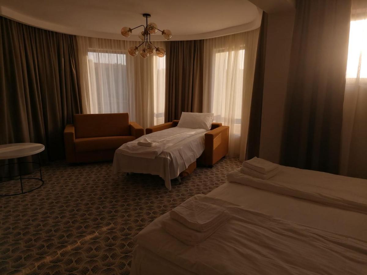 Pensiunea Palace 바일레펠릭스 외부 사진